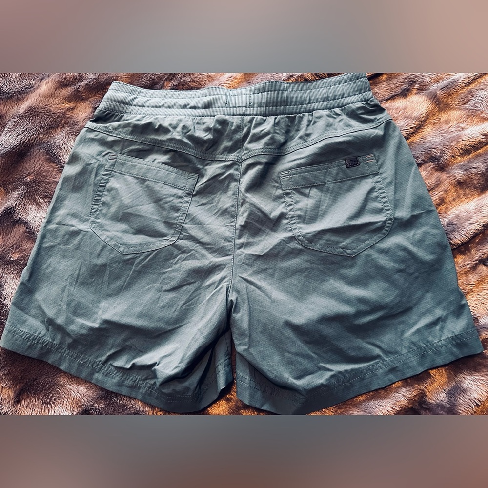L.L. Bean Men's Athletic Shorts Sz Medium in Teal - Picture 6 of 8